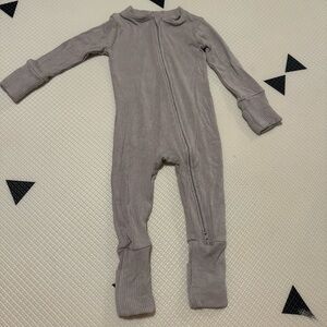 Kate Quinn Ribbed Onesie Baby pajama 3-6m